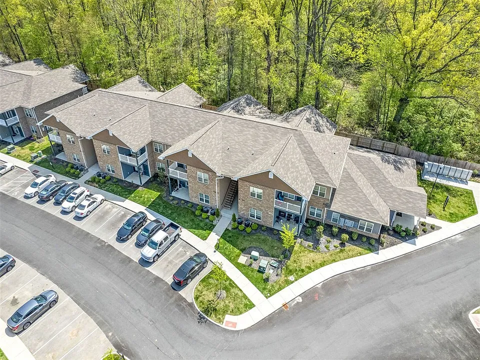 Highview Pointe