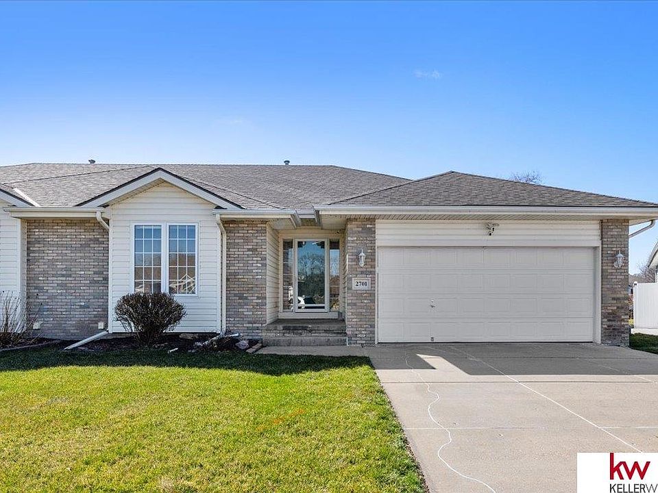 1st image of 2701 Fountain Cir