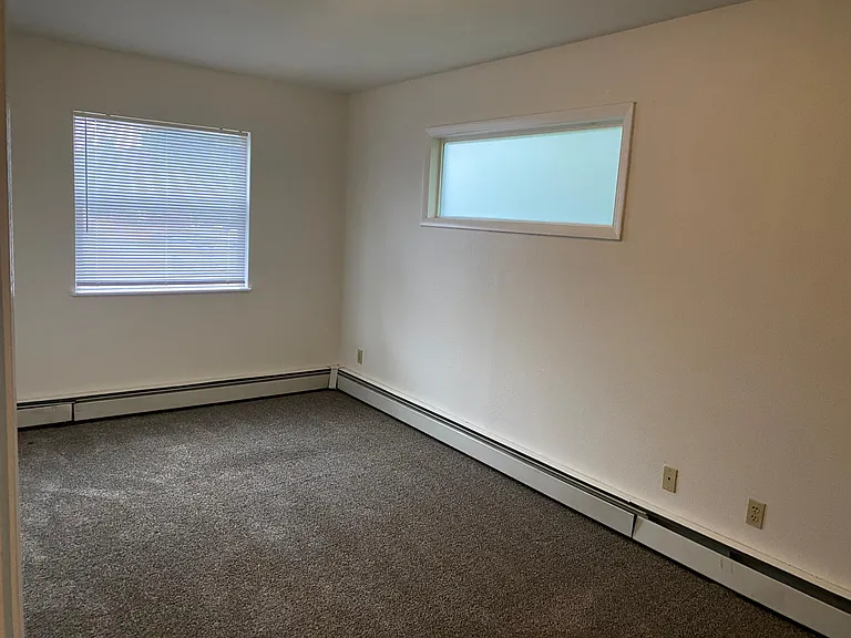 347 Oklahoma St — Photo 4