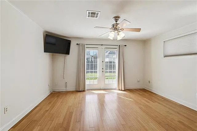 444 Beverly Garden Dr — Photo 15