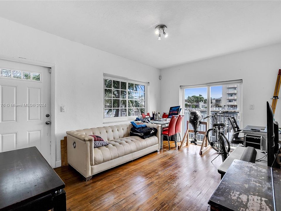 1st image of 8335 NE Crespi Blvd #1
