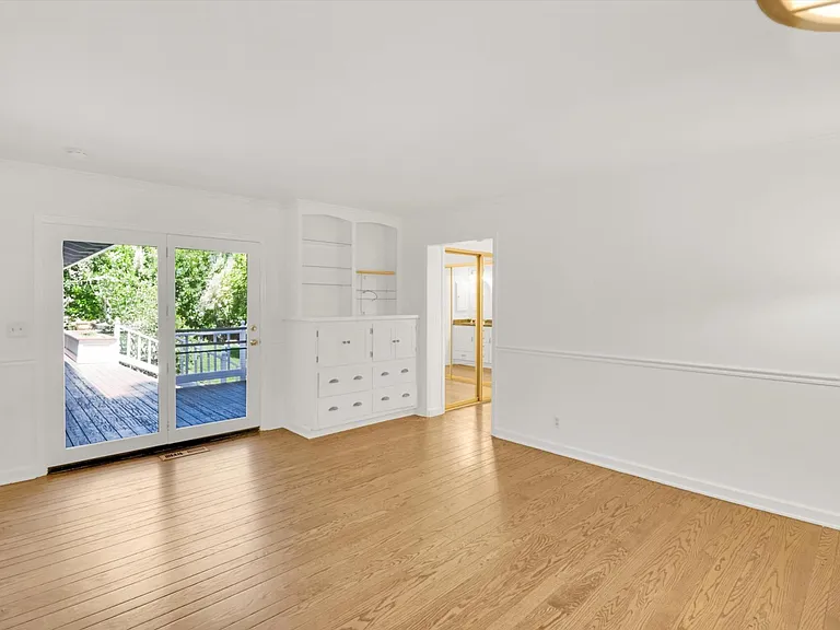 1064 Westridge Ave — Photo 21