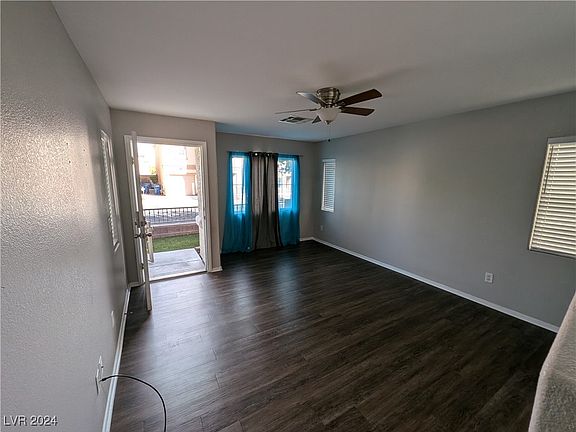 5th image of 10413 Coyote Cub Ave