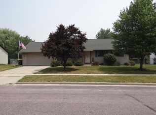 53 Thomas Rd, Reedsburg, WI 53959