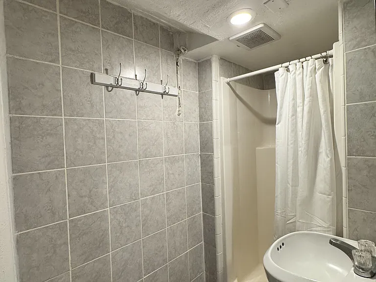 2745 W Archer Pl — Photo 24