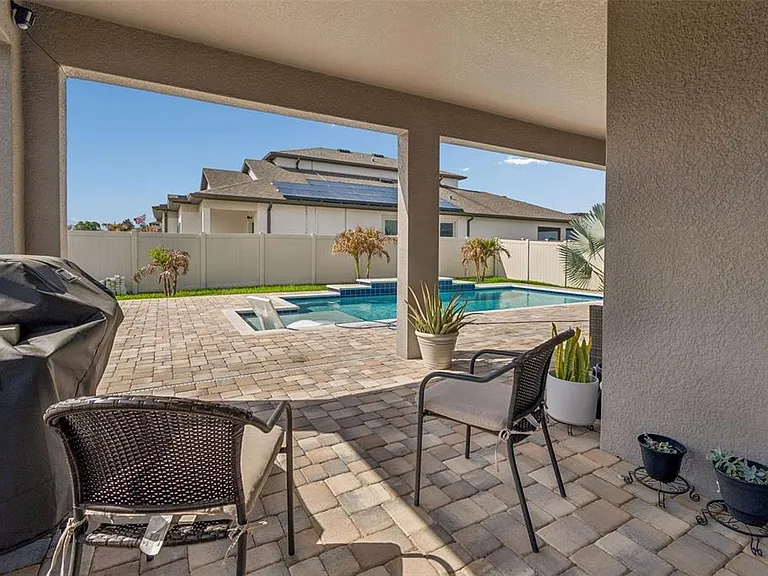 19328 Breynia Dr — Photo 57