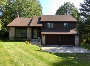 5436 Lakeshore Rd, Deckerville, MI 48427