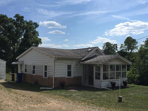 3rd image of 1274 Golden Ave