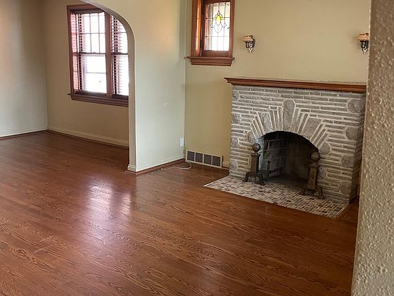2nd image of 7536 Hoover Ave #1F