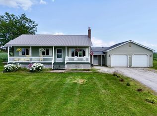 323 Lakewood Dr, Swanton, VT 05488
