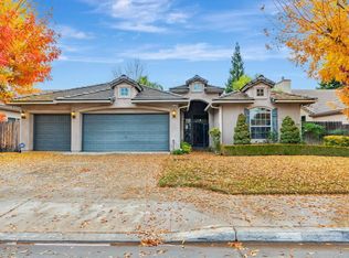 1126 E Royal Dornoch Ave, Fresno, CA 93730