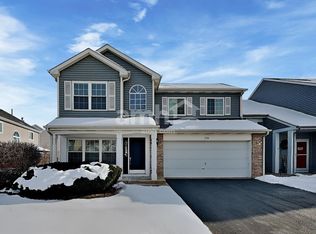 790 Dogwood Ln, Lake In The Hills, IL 60156