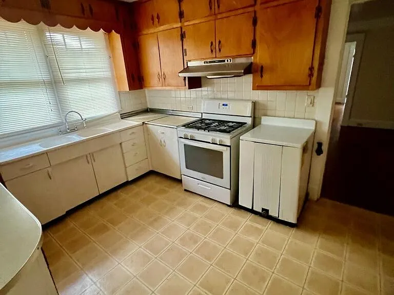 416 Wisconsin Ave — Photo 10