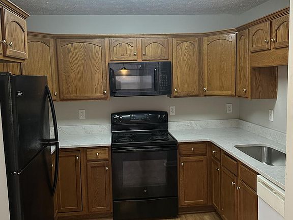 kitchen- before dishwasher replacement