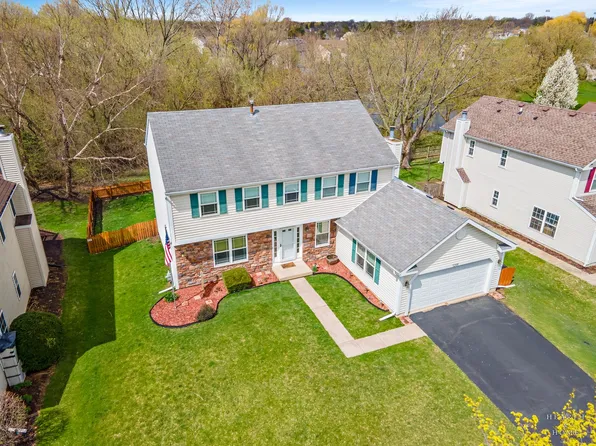 1266 Fernleaf Dr, Crystal Lake, IL 60014