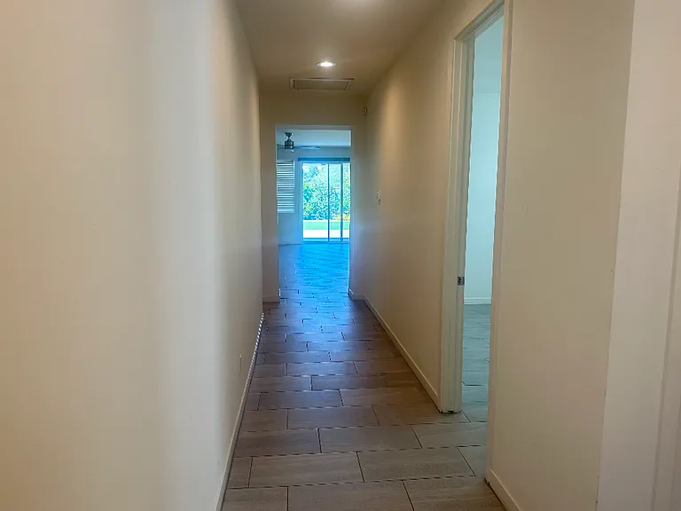 2642 E Harvard St — Photo 13
