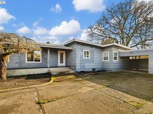 450 Hunsaker Ln, Eugene, OR 97404