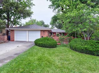 1521 San Patricio Ave SW, Albuquerque, NM 87104