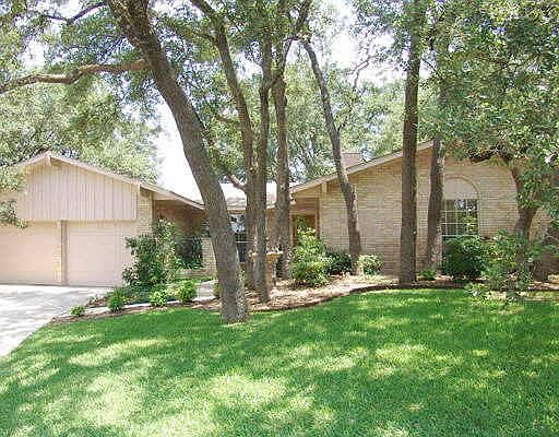 1st image of 4435 HUNTINGTON WOODS
