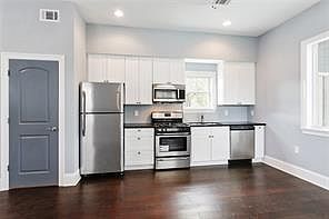 3rd image of 3821 Dhemecourt St