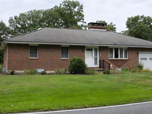 134 Bangor Junction Rd, Bangor, PA 18013
