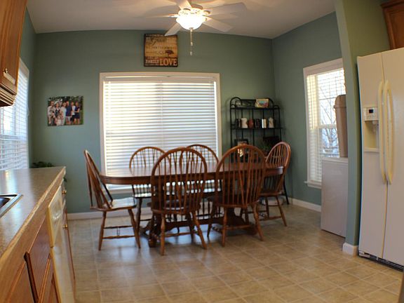 Eat in Kitchen