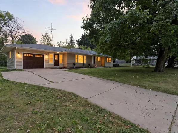 438 Green Hill Drive, Milton, WI 53563