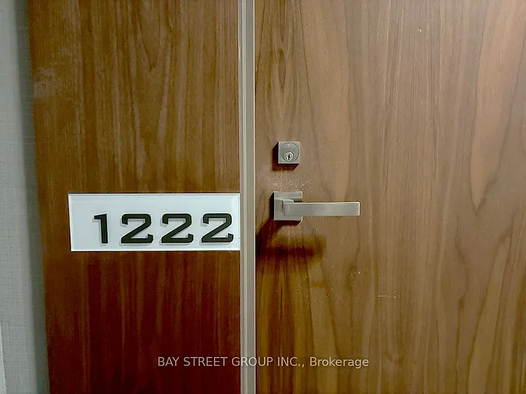 275 Village Green Sq #1222 — Photo 3