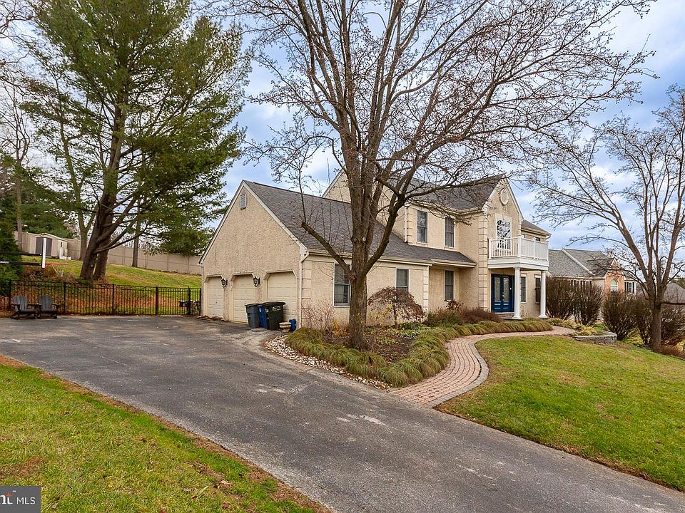 4 Dara Cir, Broomall, PA 19008 | Zillow