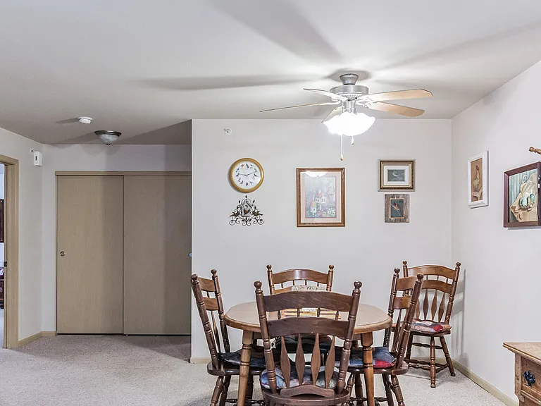 237 Cook Ave — Photo 43