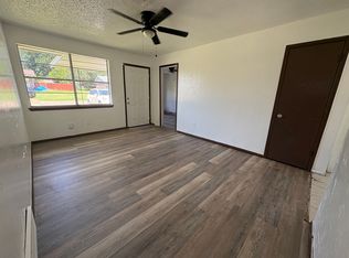 2404 Kings Rd, Moore, OK 73160