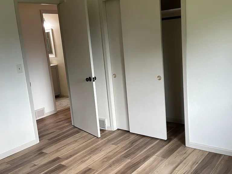 1619 Warden St #1619 — Photo 1