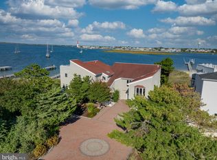 69 Sunset Blvd, Beach Haven, NJ 08008