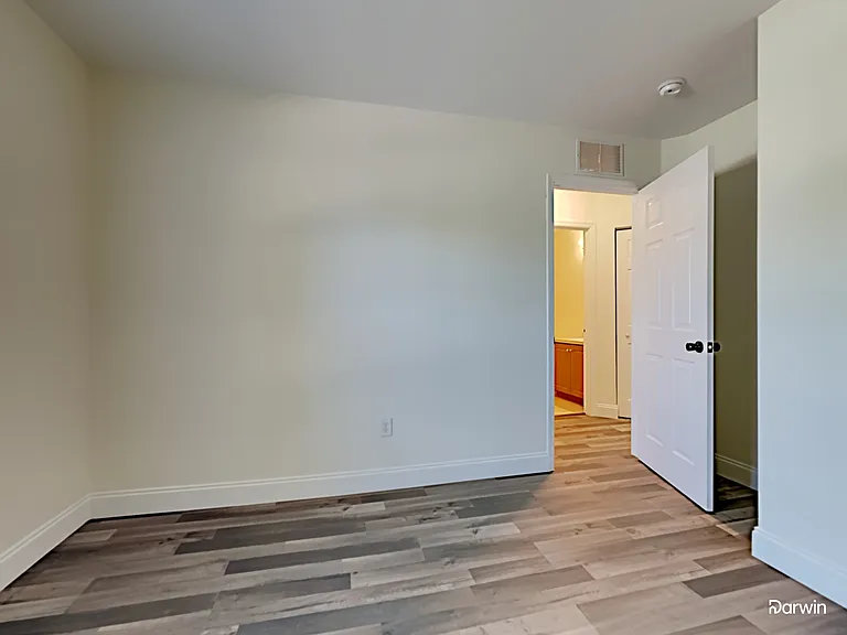 2052 SE Heathwood Cir — Photo 13
