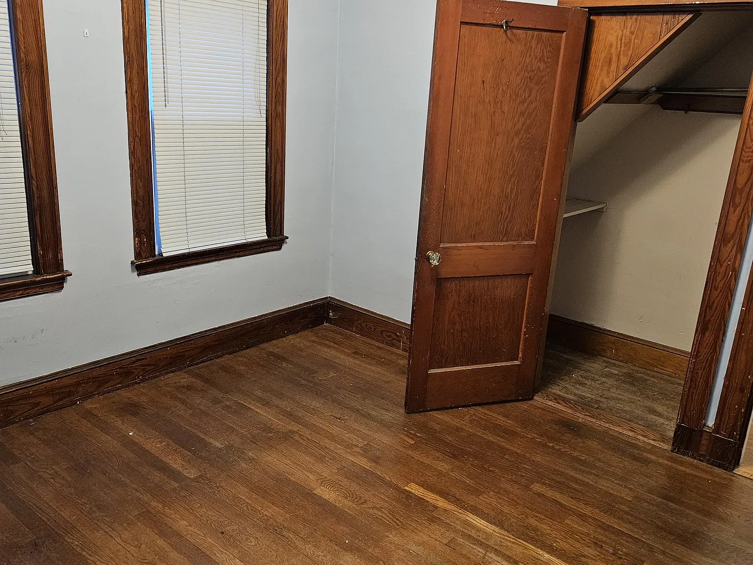 2 bed, $2,400 — Photo 4