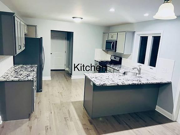 3rd image of 5308 S Greenwood Ave #2