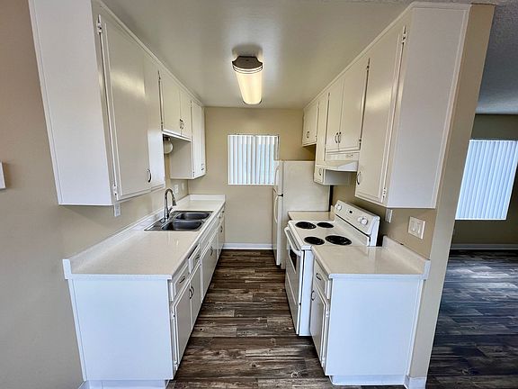 4th image of 274 Twin Oaks Ave APT 2E