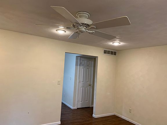 5th image of 4794 11th St APT 103
