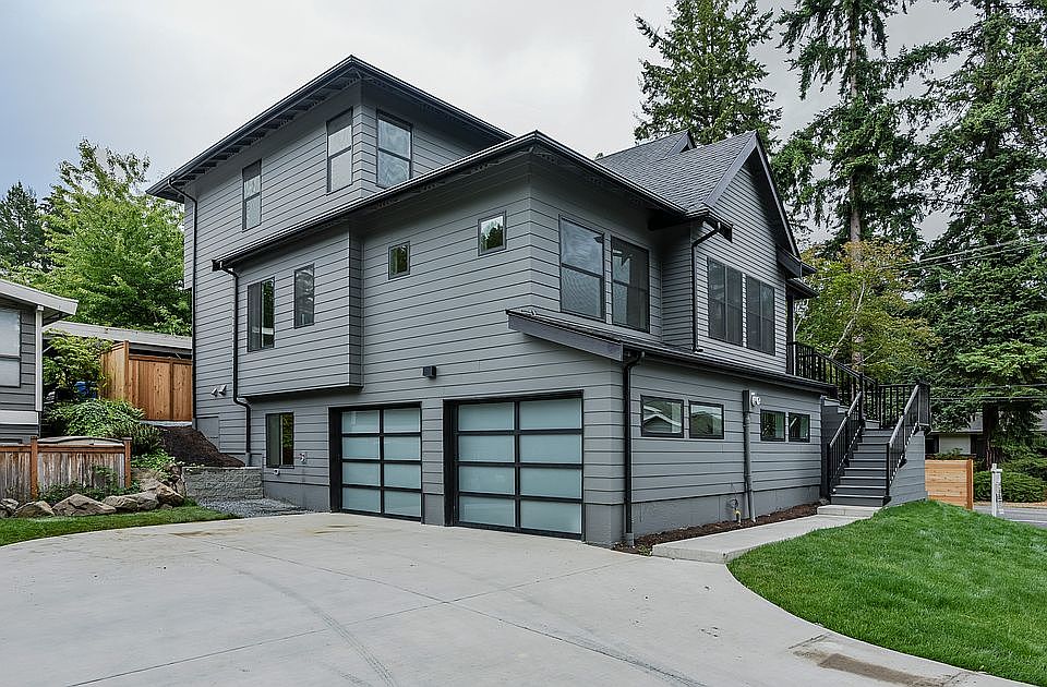 1st image of 2451 NE 182nd Ct