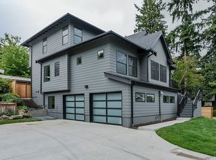 2451 NE 182nd Ct, Shoreline, WA 98155