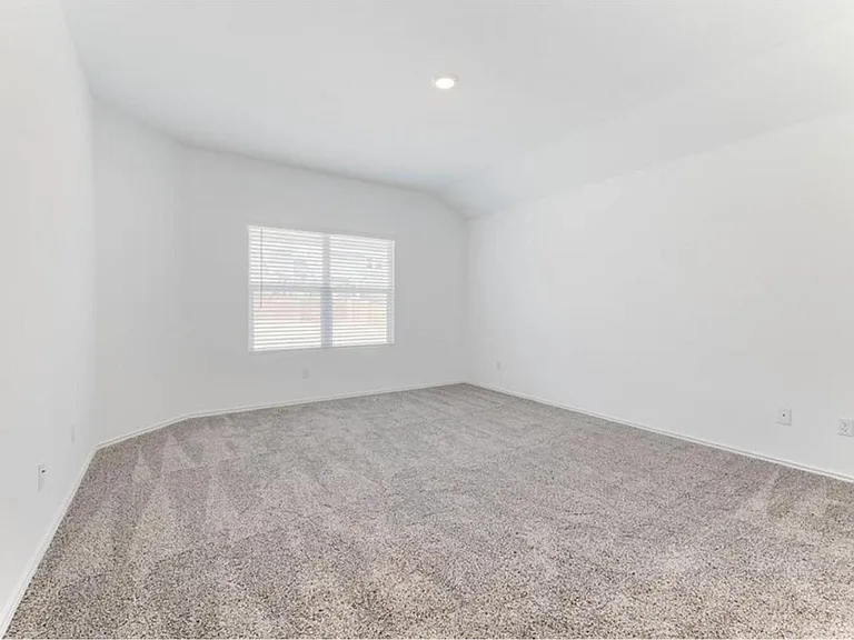 381 Jack Ryan St — Photo 18