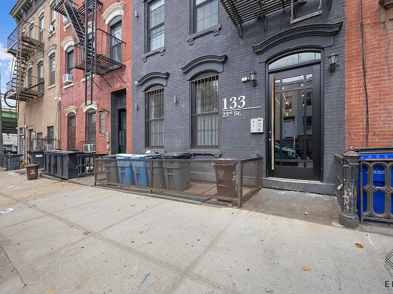 133 23rd St #3B — Photo 18