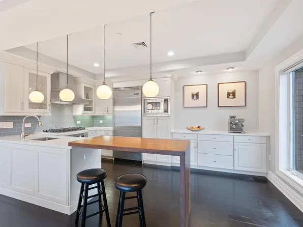 38 Oxford Landing image 7 of 22