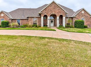 22567 Cedar Farm Rd, Edmond, OK 73025