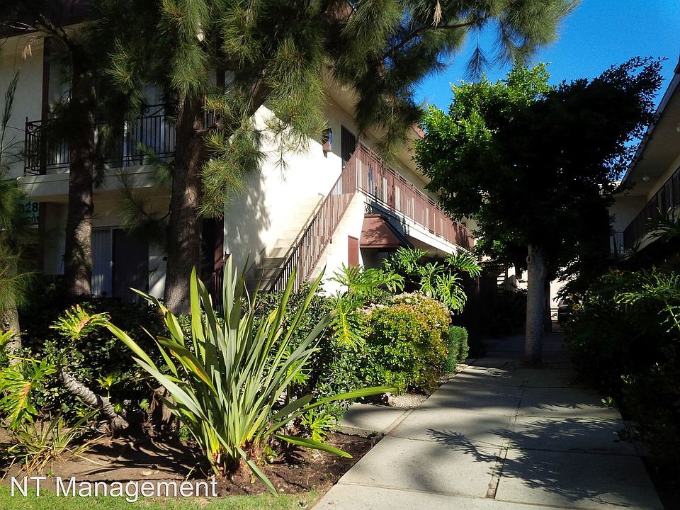 1st image of 3746 S Canfield Ave APT 08