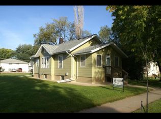 211 N Lloyd St, Aberdeen, SD 57401
