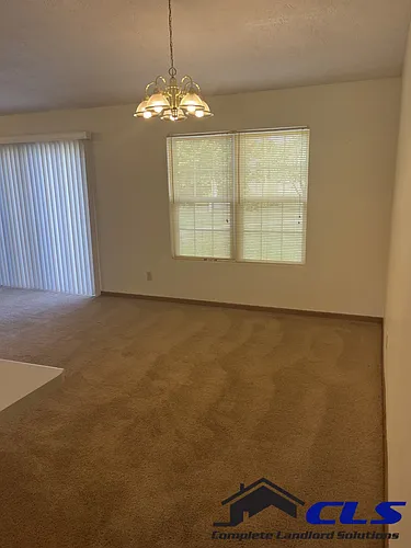 Anthony Square Carriage Homes - 550 College Avenue Photo 1