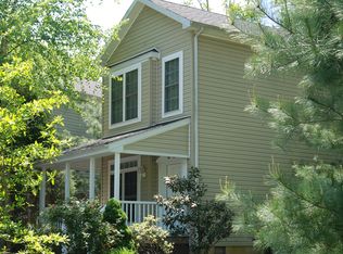 49 Willow Pl, Newark, DE 19702