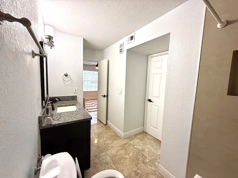 11526 Westwood Blvd #711 — Photo 26