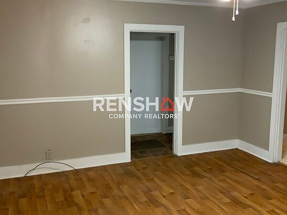 3rd image of 810 Tibbs St